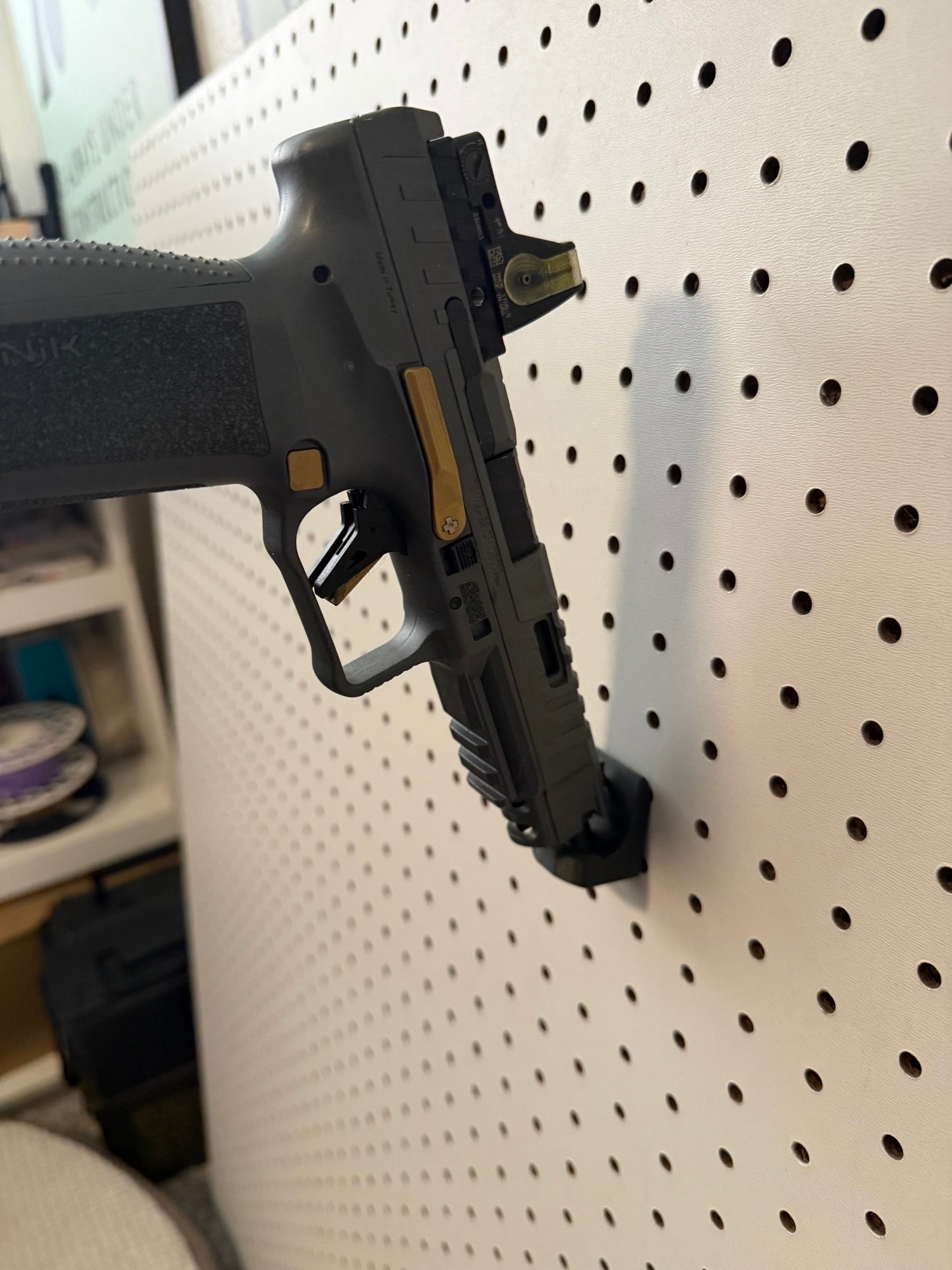 9MM PegBoard Mount (5 Count)