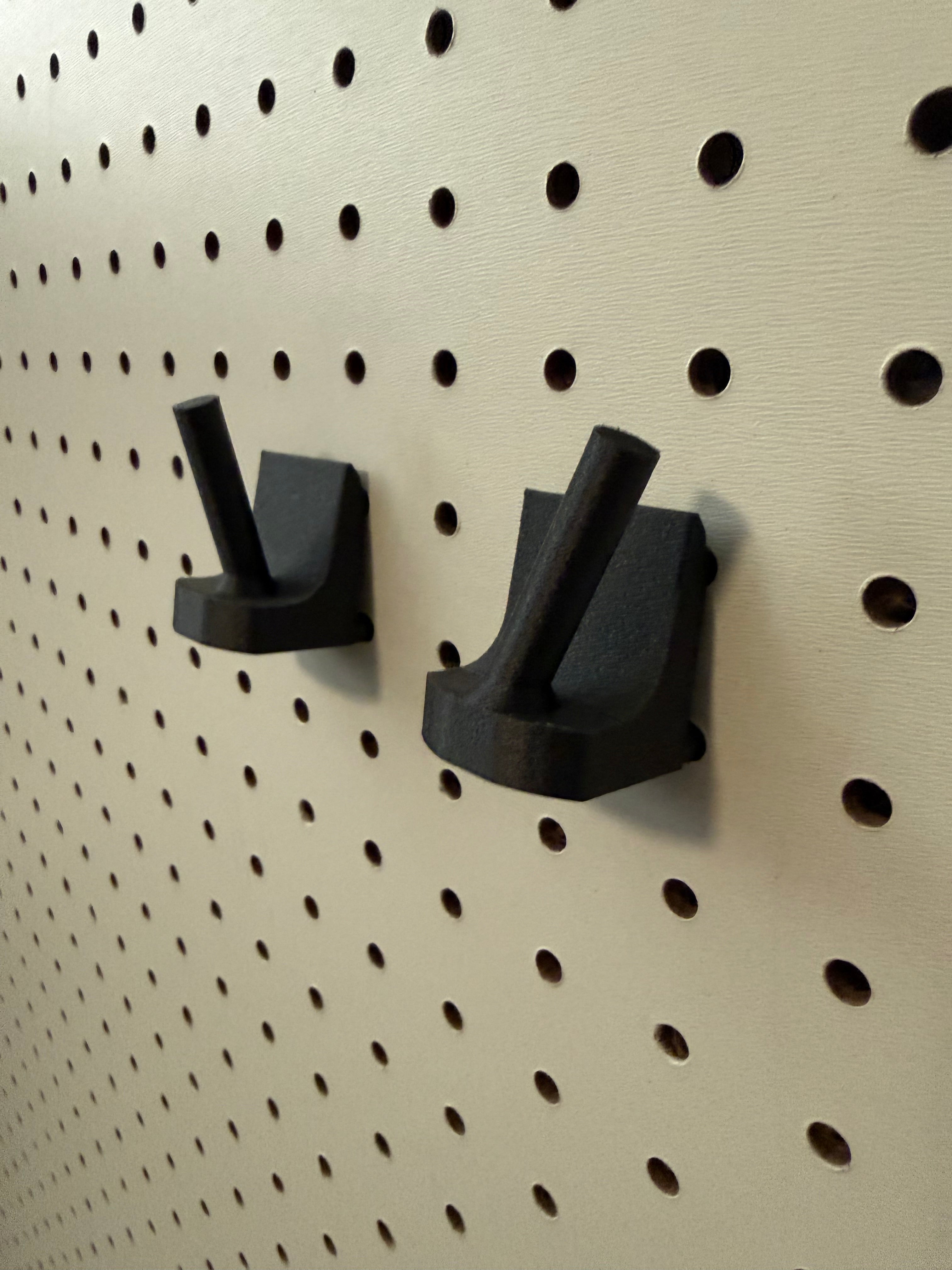 9MM PegBoard Mount (5 Count)